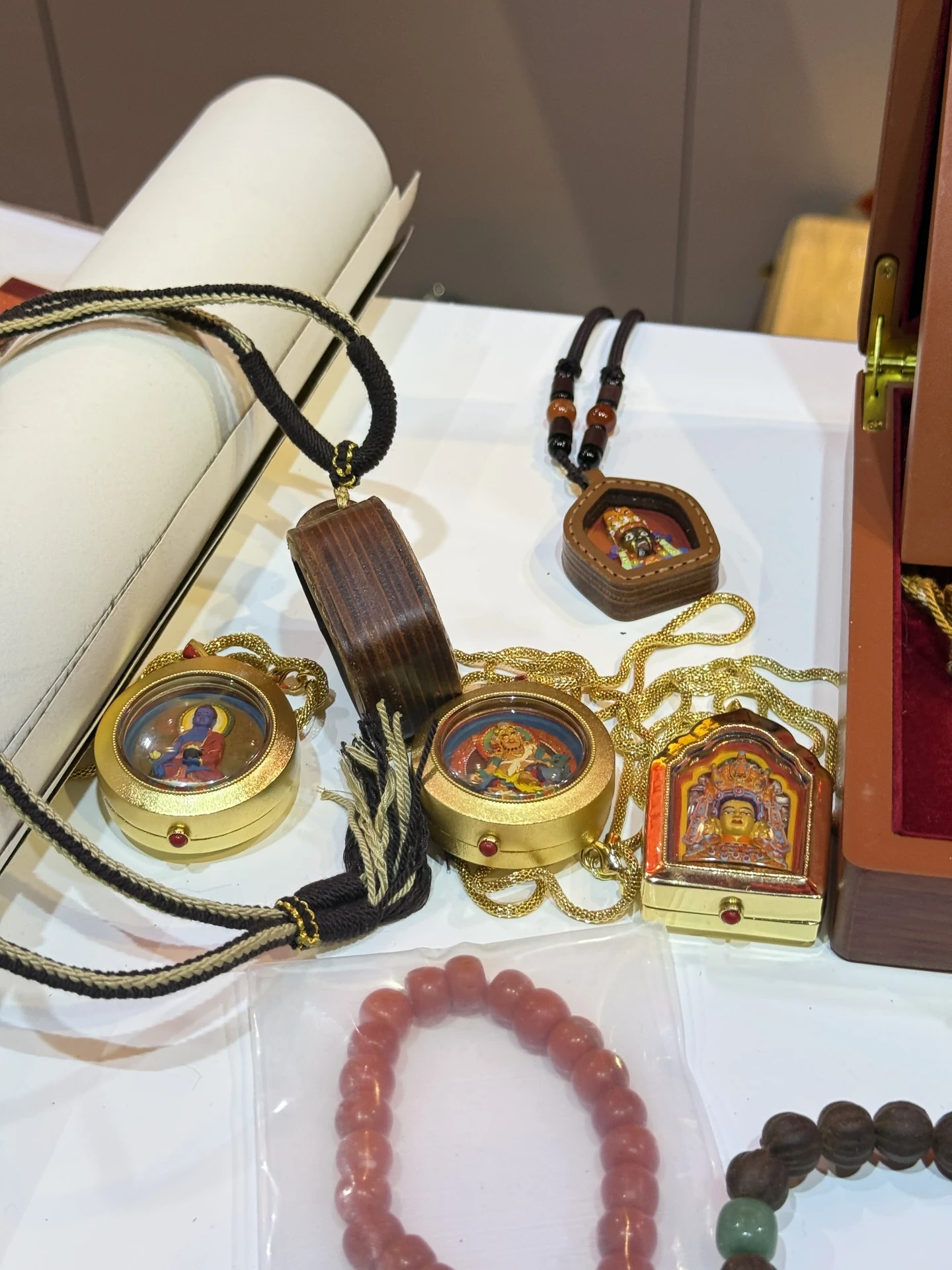 西藏唐卡展品